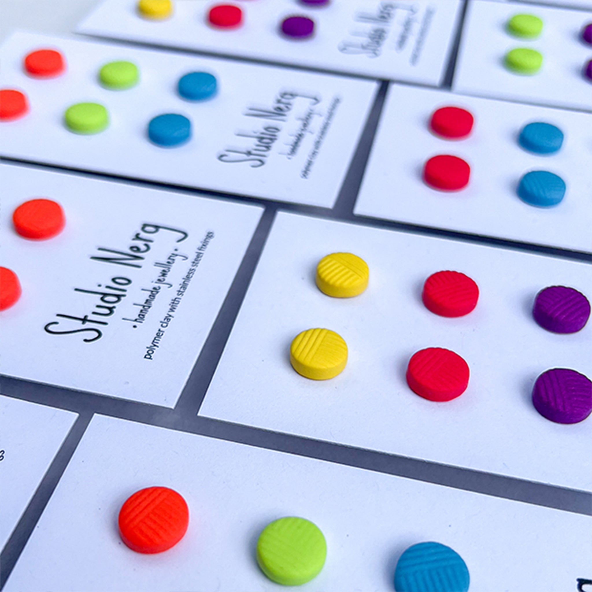 Small Colourful Studs Set | Linear Pattern