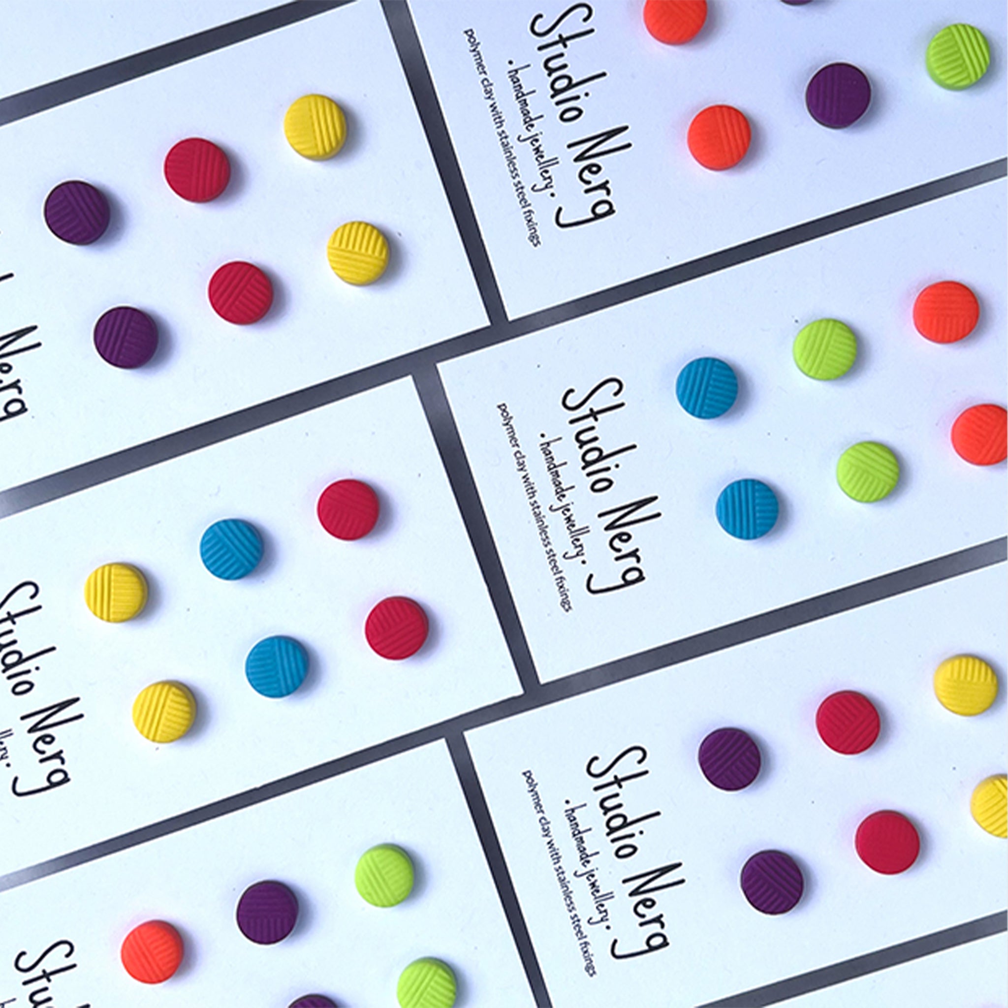 Small Colourful Studs Set | Linear Pattern